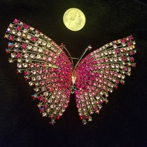 Gorgeous Vintage Butterfly Brooch Pink Fuchsia Rhinestones